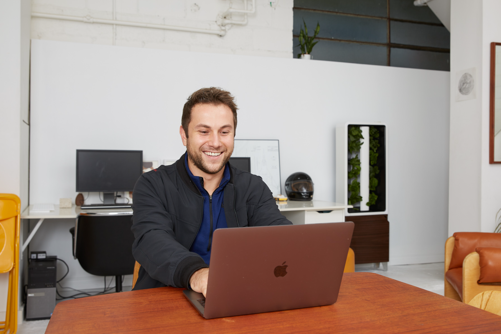 Top 5 Reasons To Add An Indoor Farm To Your Office – Just Vertical